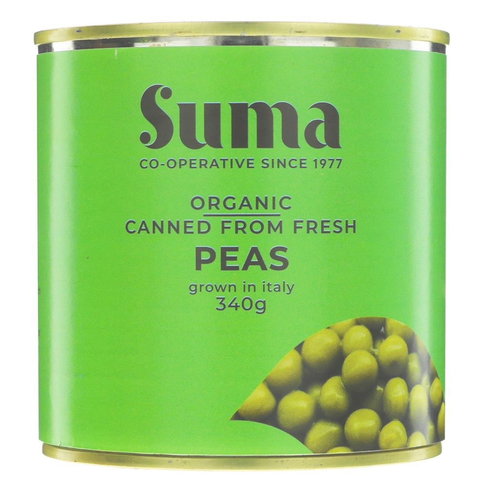Can of Suma organic canned peas on a white background